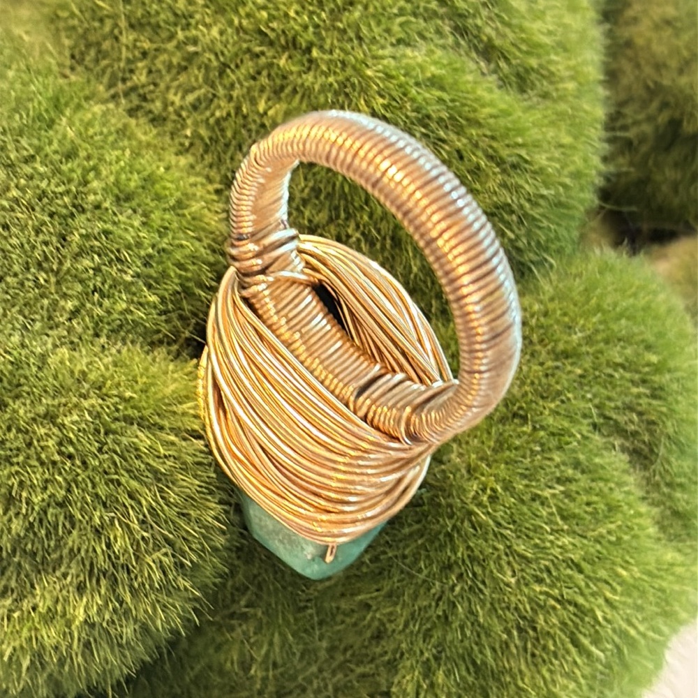 Gold Wire Wrapped Green Stone Ring - Picture 3 of 12